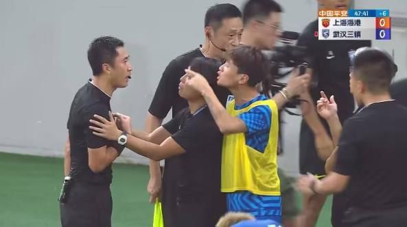 格伦·克洛斯、莎拉·保罗森、泰亚娜·泰勒、金·卡戴珊、妮.搜索-电影网 消息 首页 新闻 视频 大片 影库 CCTV6 VIP影院 全部 电影 电视剧 影人 视频 图片 新闻 更新时间 所有 1小时内 今日内 1周内 1个月内 从资讯频道搜索 结果 119670 条 GaGa一天换两身风格迥异 复古花裙PK比基尼黑丝 2014-04-03 纽约当地时间4月2日，Lady GaGa以一身碎花短裙清纯亮相街头，手持金色玫瑰娇艳出场，大腿根部显露个性纹身；就在同一天的下午她又以一套比基尼配黑色皮衣现身街头参加某脱口秀节目的录制，GaGa头顶 20位亚洲超模穿着比基尼美艳亮相 玩转水下摄影 2013-07-10 7月8日，亚洲超模大赛的选手在游泳馆进行水下拍摄。